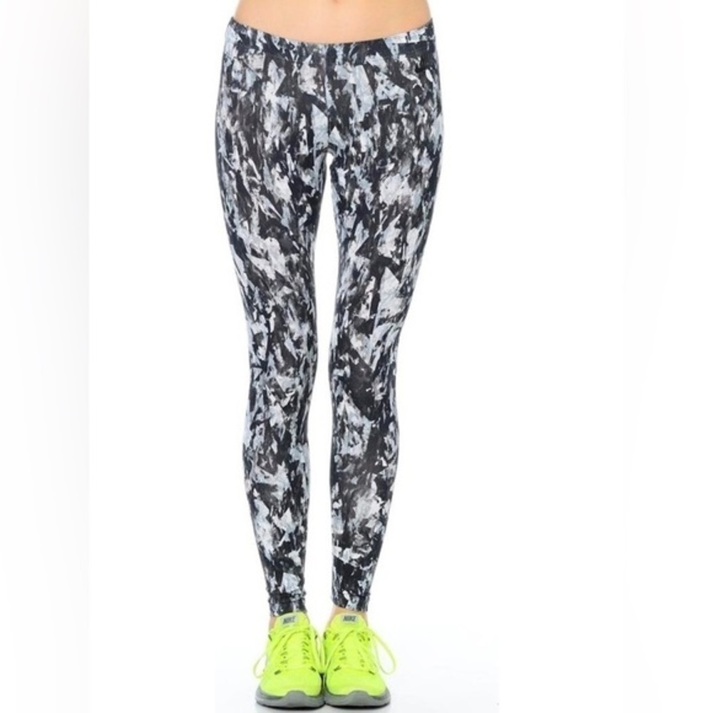 Nike Leg-A-See Mish Mash Leggings Black White Mishmash Print Tights Size XL - Picture 2 of 10